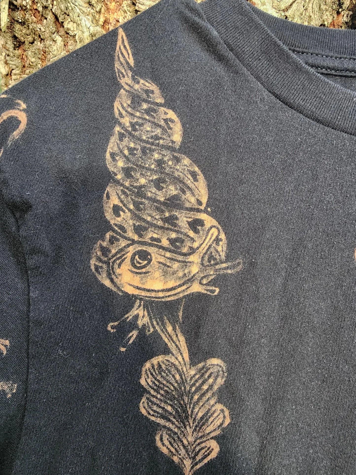 Love Bugs T Shirt (Black)