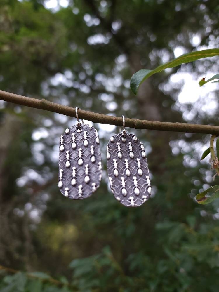 Ant Oval Earrings