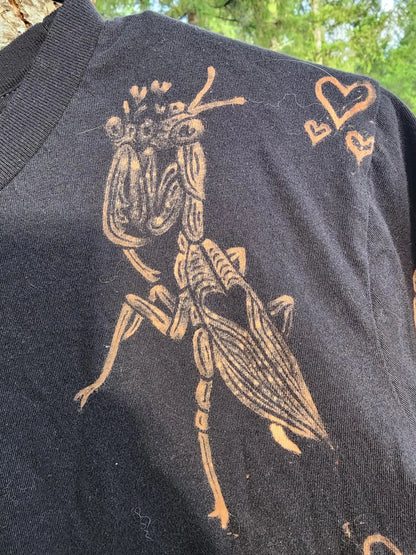 Love Bugs T Shirt (Black)
